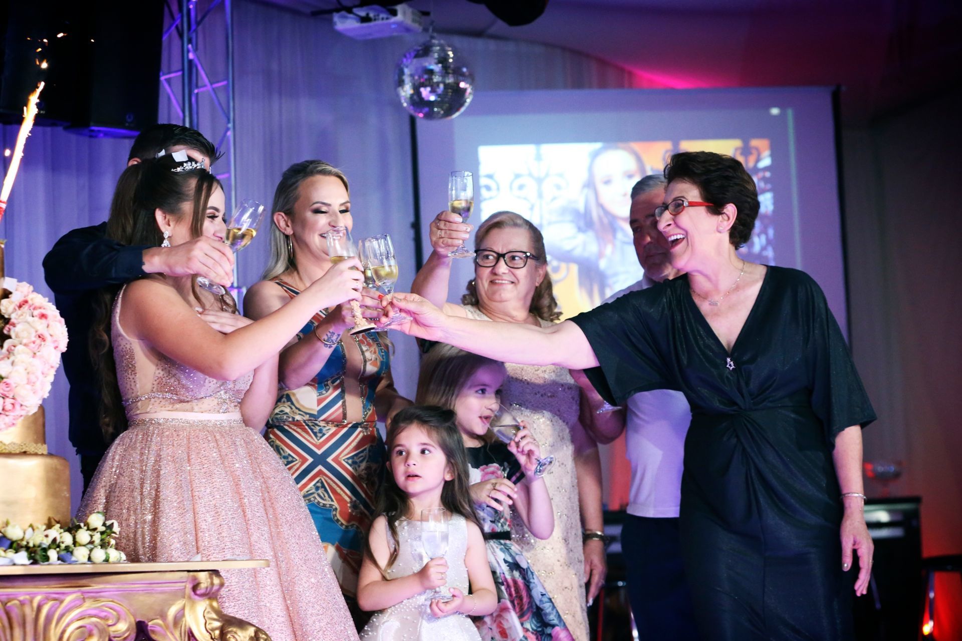 Foto Gabi 15 anos - Imagem 29